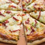 Chicken Pesto Pizza with Sundried Tomatoes - a flavorful, easy pizza recipe