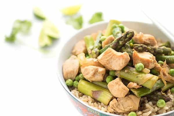 Green Curry Chicken with Asparagus - a healthy Asian dinner recipe