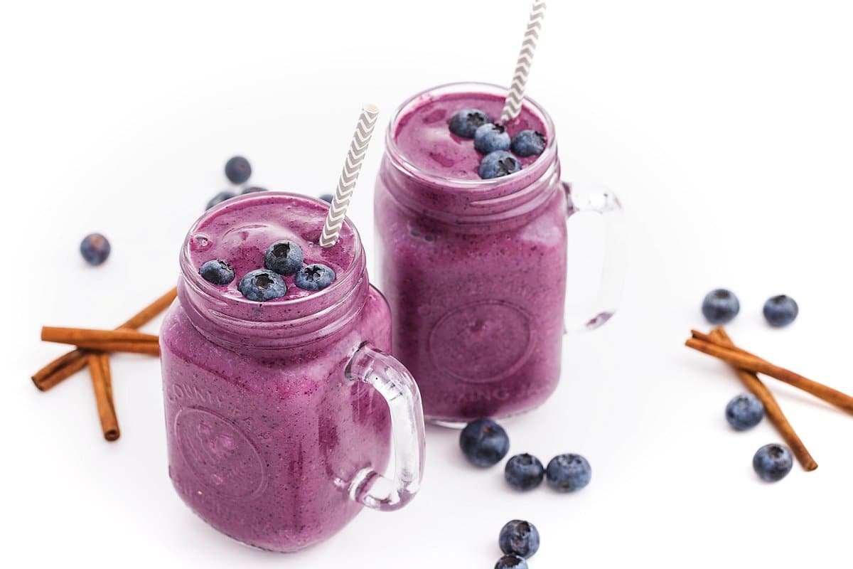 2 mugs of Blueberry Cinnamon Smoothie