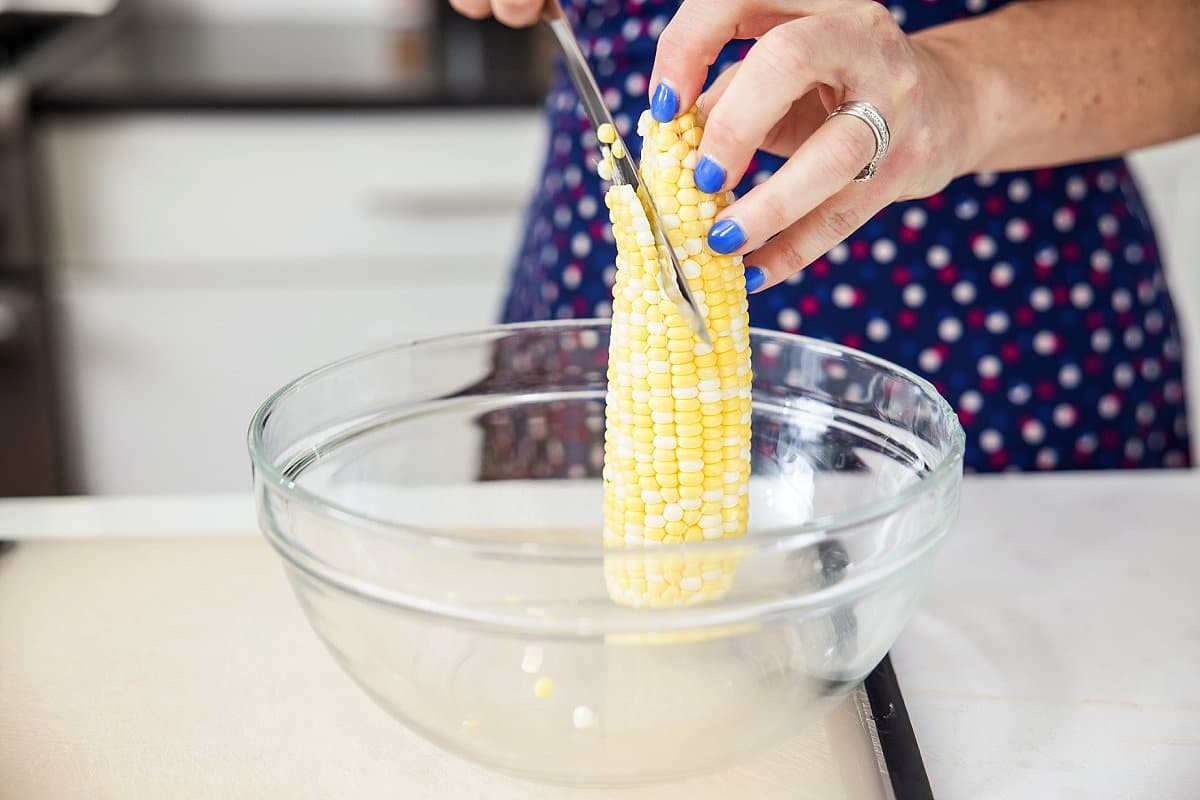 cutting corn for corn skillet