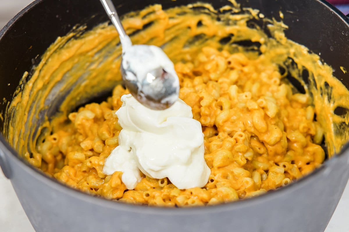 Adding yogurt to mac and cheese