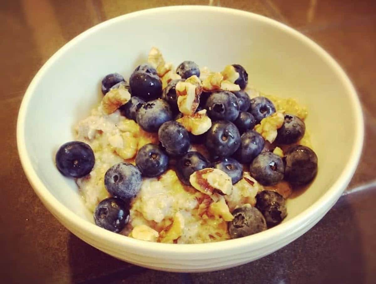 Steel Cut Oats with Blueberries and Walnuts
