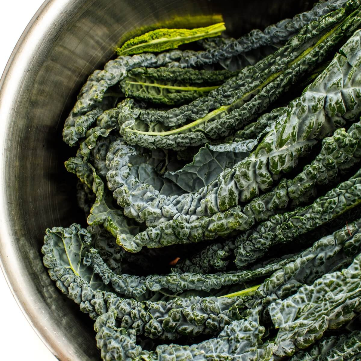 How To Wash and Store Leafy Greens